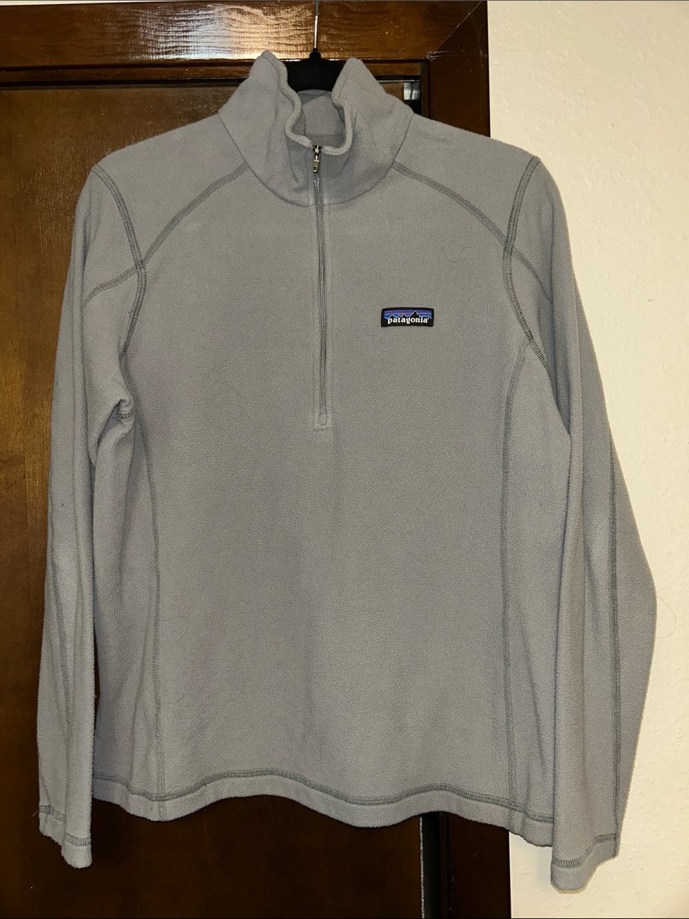 Patagonia Light Gray Women’s Half-Zip Fleece Pullover